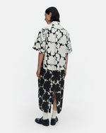 Load image into Gallery viewer, Marimekko Standardi Unikko Blouse