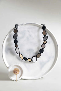 Iskin Sisters small stone necklace