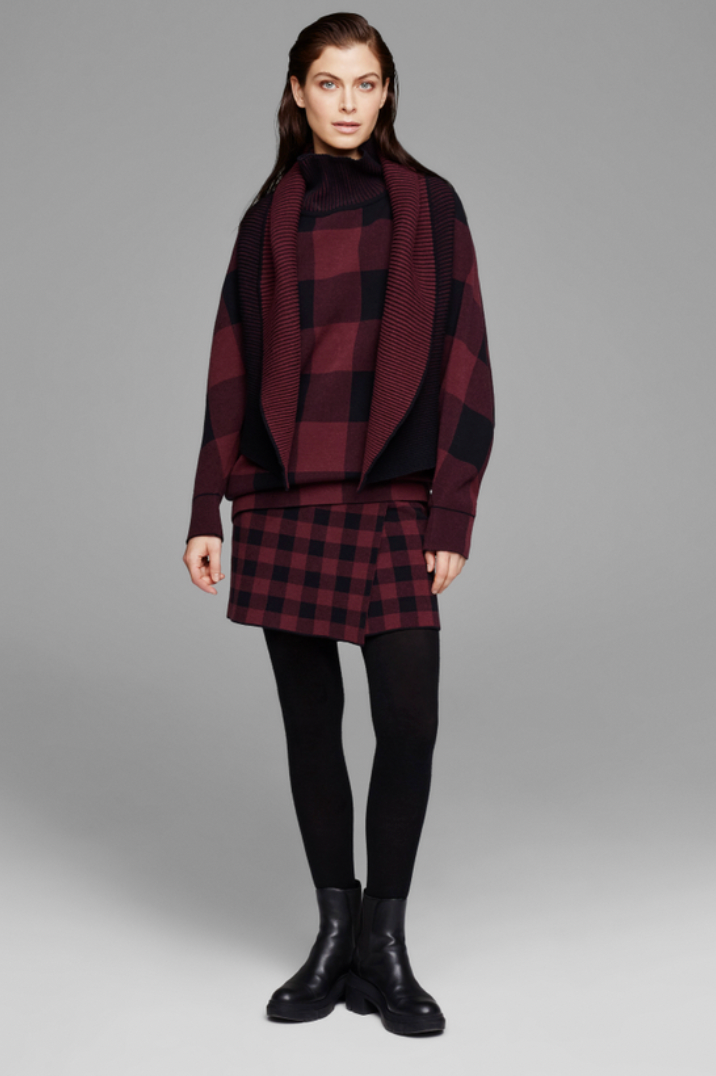 Sarah Pacini Long Sweater Sleeveless