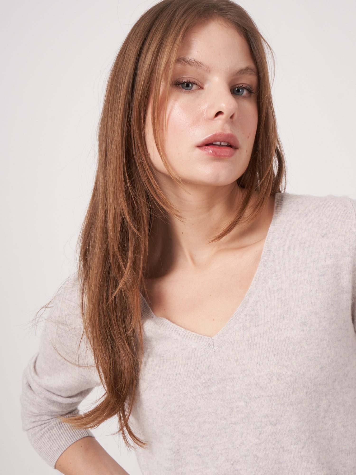 Repeat Cashmere V-Neck Sweater