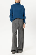 Load image into Gallery viewer, Luisa Cerano Cashmere-blend turtleneck
