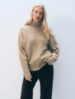 Load image into Gallery viewer, White &amp; Warren Cashmere Oversized Standneck
