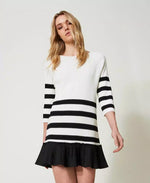 Load image into Gallery viewer, Twin Set Knitted Dress Short dress with pleated flounce
