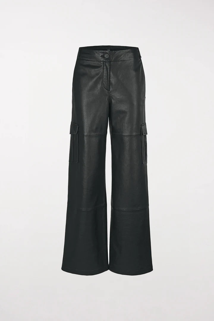 Riani Leather pants