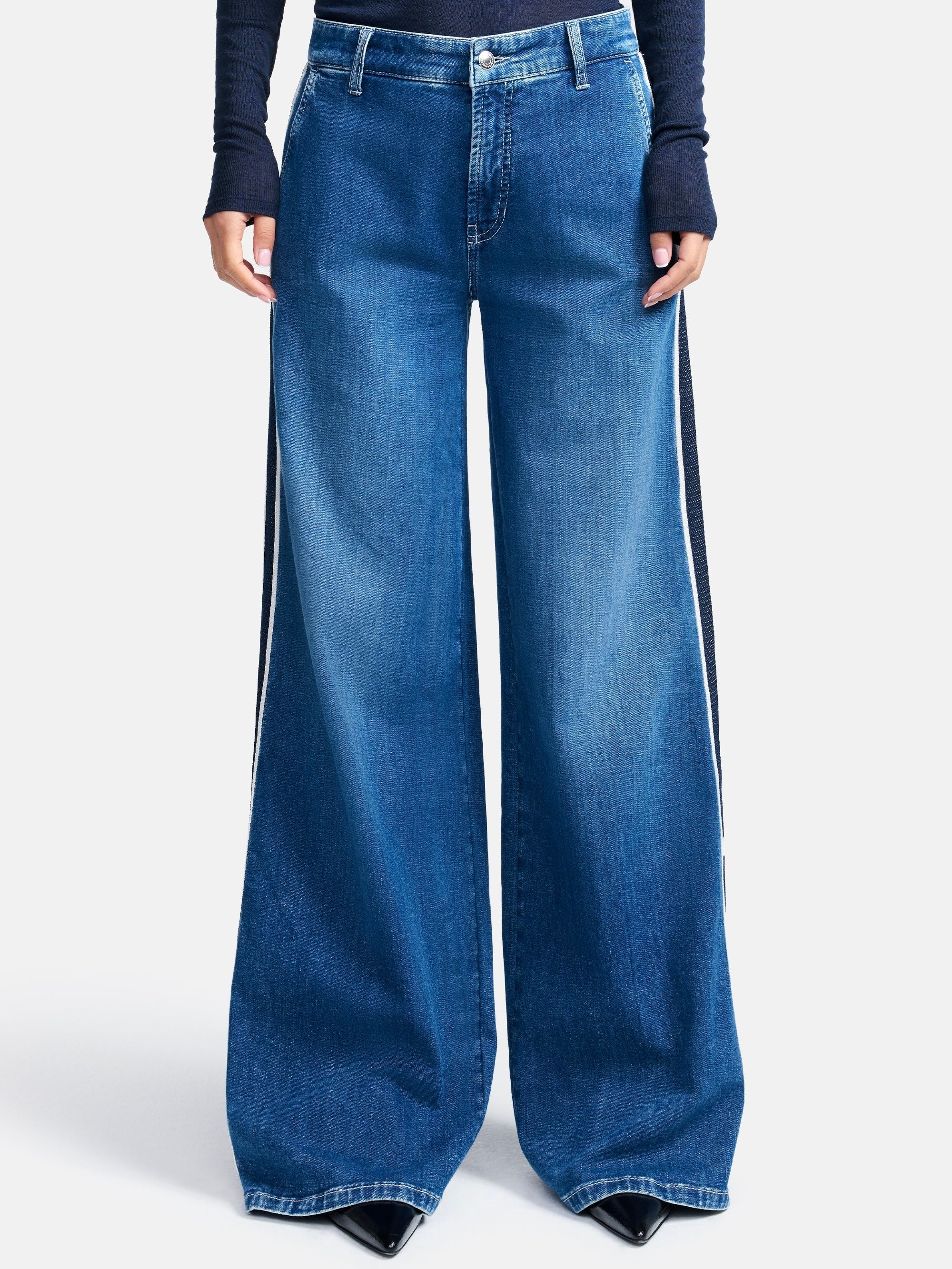 Cambio Wide Leg Jean Alek