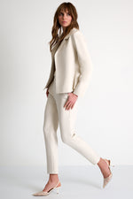Load image into Gallery viewer, Shan Classic fitted blazer
