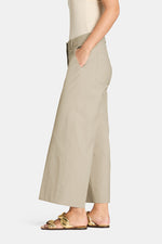 Load image into Gallery viewer, Cambio Wide Leg Trouser
