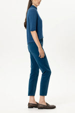 Load image into Gallery viewer, Luisa Cerano Skinny velvet pants in Sapphire
