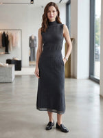 Load image into Gallery viewer, Tonet Mock Turtleneck sleeveless sweater
