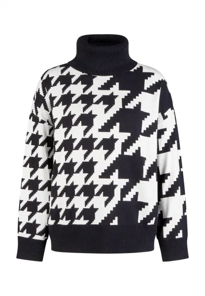 Marc Aurel Jacquard sweater in a houndstooth pattern