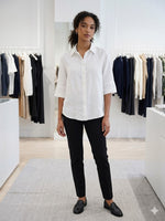 Load image into Gallery viewer, Fil Noir short sleeve LInen Blouse Vera
