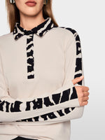 Load image into Gallery viewer, Marc cain polo-shirt with animal details

