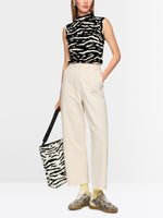 Load image into Gallery viewer, Marc cain sleeve-less top animal print
