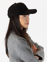 Load image into Gallery viewer, Lyle &amp; Luxe Sherpa Baseball hat
