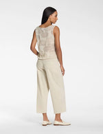Load image into Gallery viewer, Sara Pacini Linen sleeveless sweater – cotton flowers
