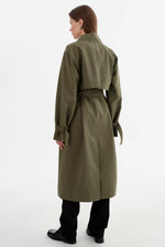 Load image into Gallery viewer, LaMarque Oversize Trench in Khaki Colette
