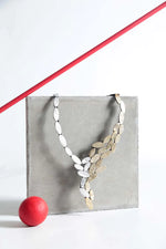 Load image into Gallery viewer, Iskin Emma V Necklace
