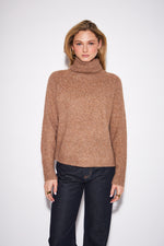Load image into Gallery viewer, JOHN &amp; JENN - EMMETT TURTLENECK SWEATER
