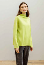 Load image into Gallery viewer, Maria Bellentani Sweater in Lime
