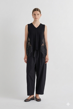 Load image into Gallery viewer, Meimeij sleeveless top with lace
