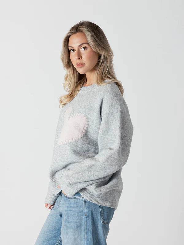 LYLA+LUXE HEART PATCH SWEATER - LIGHT GREY/PINK