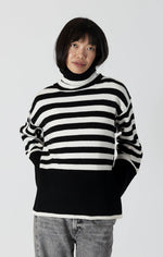 Load image into Gallery viewer, Lyle &amp; Luxe Black/white Stripe sweater Bronwyn
