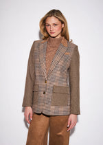 Load image into Gallery viewer, John &amp; Jenn Countryside Twist Blazer Stella
