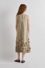 Load image into Gallery viewer, Meimeij Sleeveless dress with Appliqué
