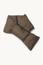 Load image into Gallery viewer, Isle Jacobsen Padded Scarf
