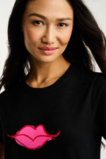 Load image into Gallery viewer, Lisa Todd t-Shirt Kiss &amp; Make Up
