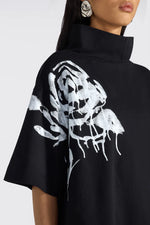Load image into Gallery viewer, LIVIANA CONTI T-Shirt Kenna
