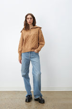 Load image into Gallery viewer, Line Sweater Sloane Caramel
