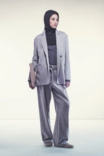 Load image into Gallery viewer, Liviana Conti Oversize Blazer in Grey
