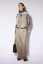 Load image into Gallery viewer, Liviana Conti Vest Cooper in Brown Casha
