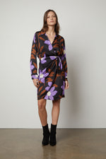 Load image into Gallery viewer, Velvet printed dress janey
