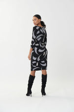 Load image into Gallery viewer, JR DRESS WITH GEOMETRIC PRINT
