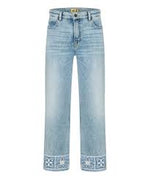 Load image into Gallery viewer, Cambio cropped jeans with Crotchet bottom
